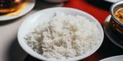 ما هي كمية الأرز التي يصنعها كوب واحد من الأرز غير المطبوخ؟
